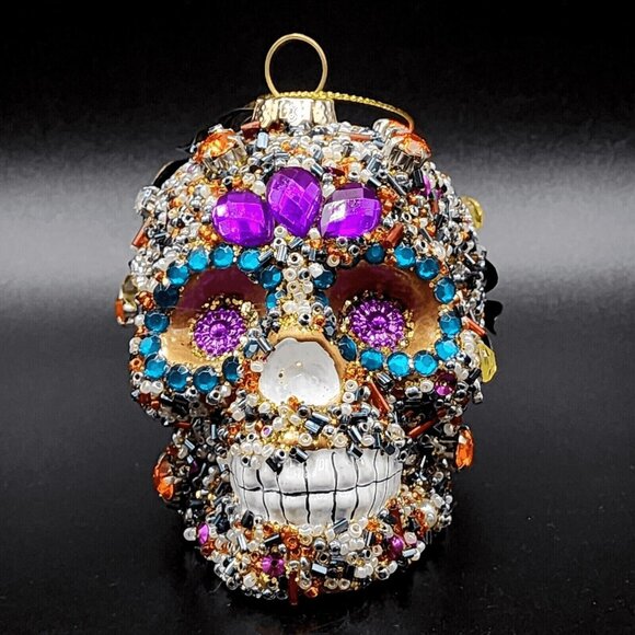 Sugar Skull Ornament Pier 1 Rhinestone Beaded Sequins Retired Halloween Gold v1 - Picture 3 of 10